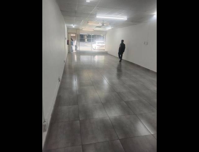 RETAIL PROPERTY TO RENT IN BRAAMFONTEIN